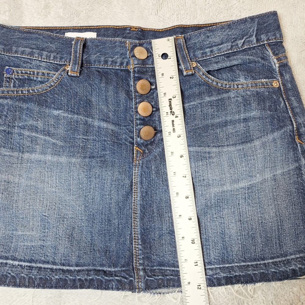 Gap 1969 Denim Mini Skirt Women's 25/0 Blue Button Fly Raw Hem Distressed Short - Picture 7 of 7